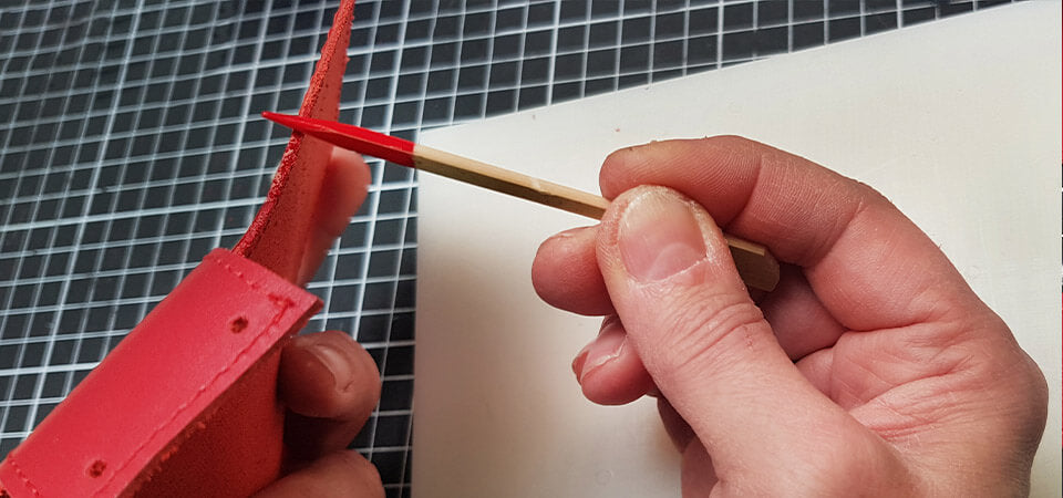 Appliquer de la teinture sur les tranches