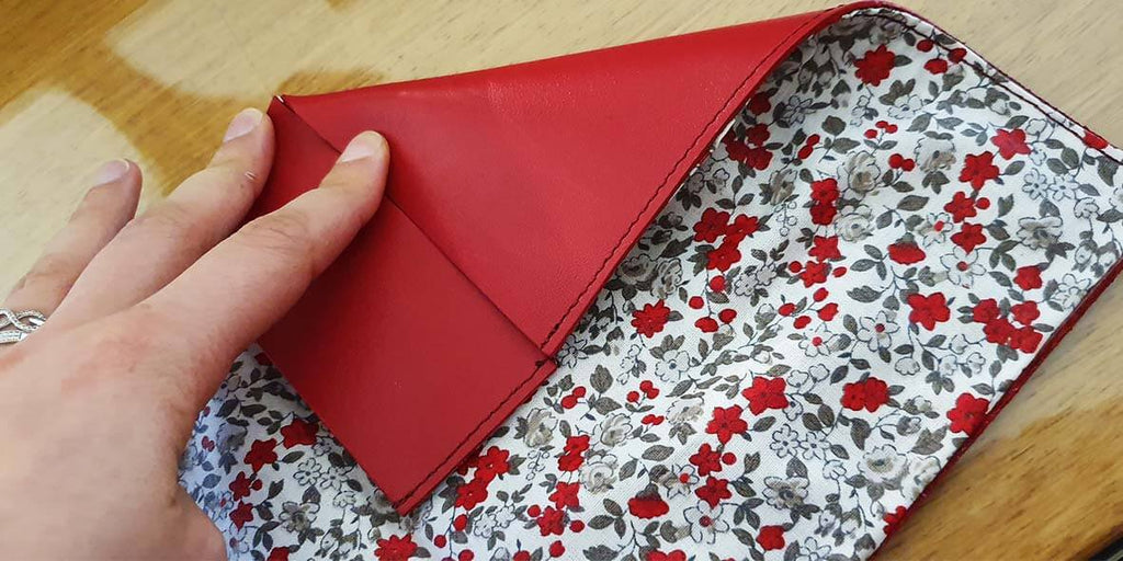 Pochette banane en cuir