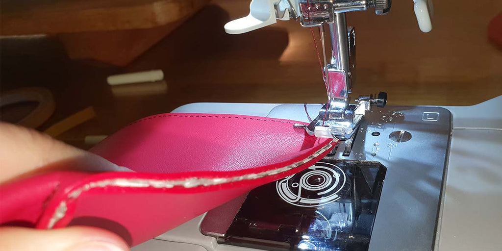 Pochette banane en cuir