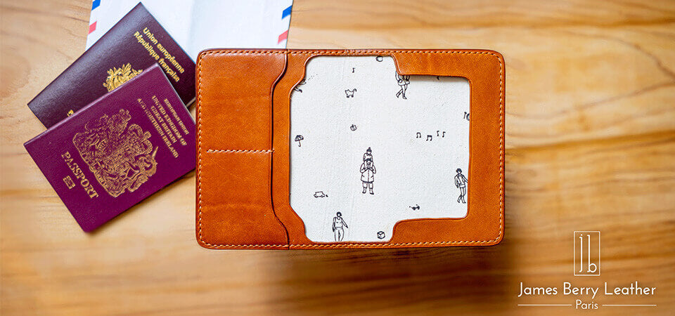 porte-passeport en cuir