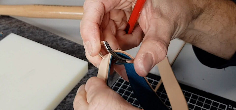 DIY lanière en cuir