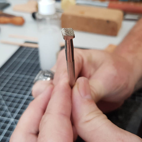 étui couteau cuir