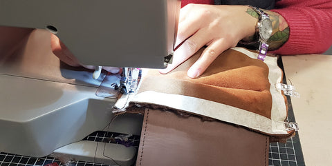 couture machine cuir