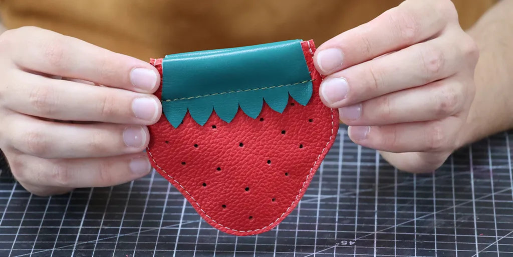 DIY strawberry coin purse