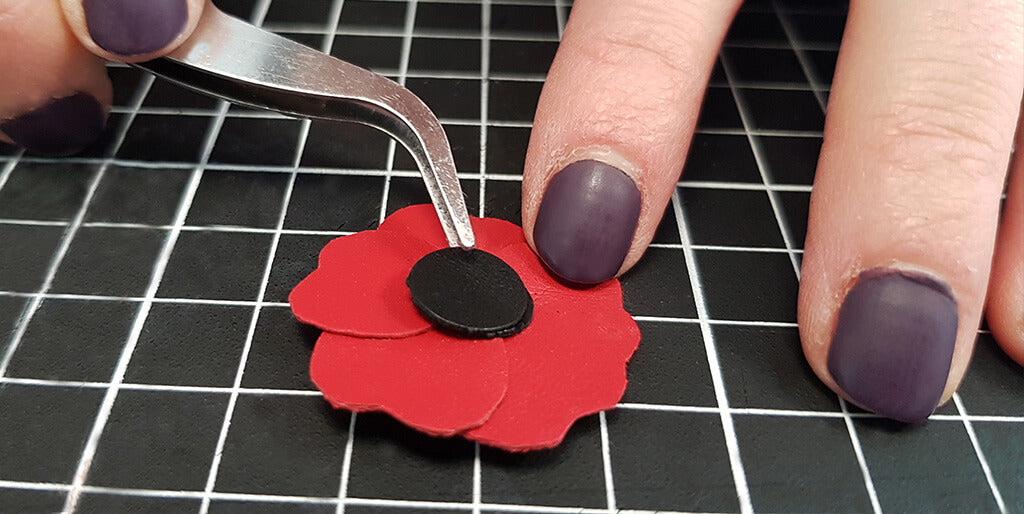 coller le rond de la fleur