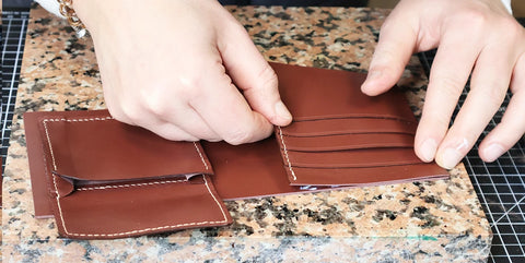 coller le porte-cartes