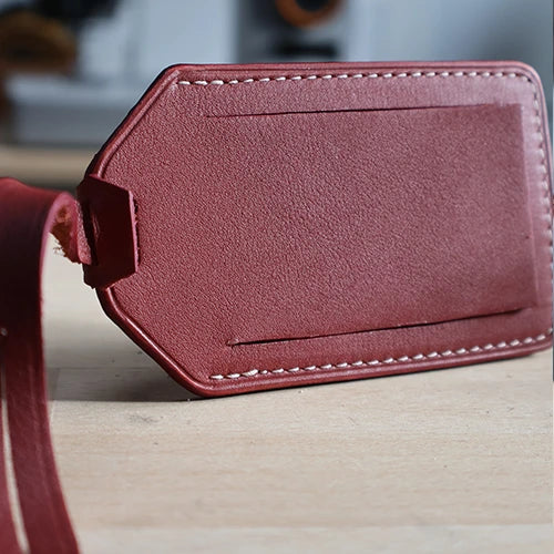étiquette de bagage en cuir